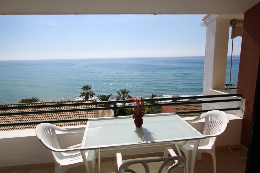 Corfu Glyfada Menigos Beach Apartments Екстер'єр фото