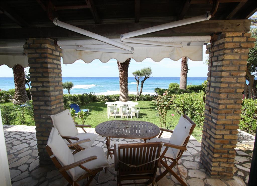 Corfu Glyfada Menigos Beach Apartments Екстер'єр фото