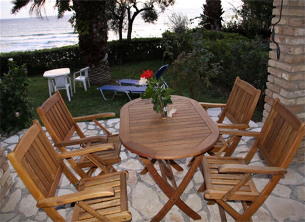 Corfu Glyfada Menigos Beach Apartments Екстер'єр фото