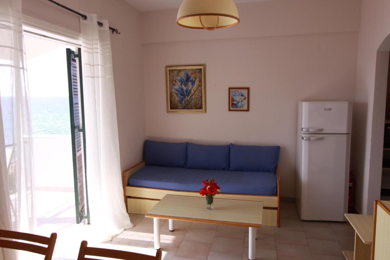 Corfu Glyfada Menigos Beach Apartments Екстер'єр фото