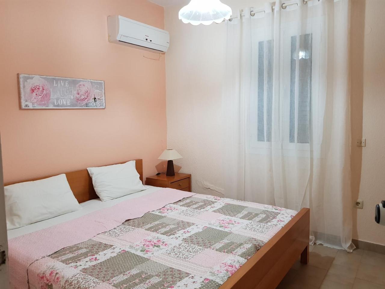Corfu Glyfada Menigos Beach Apartments Екстер'єр фото