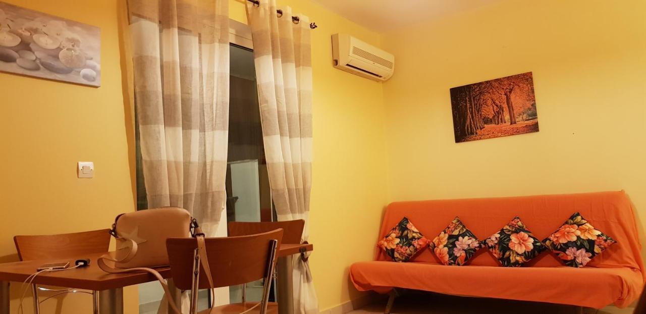 Corfu Glyfada Menigos Beach Apartments Екстер'єр фото