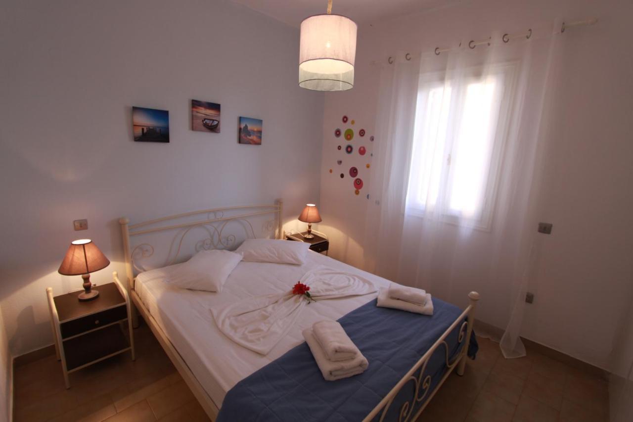 Corfu Glyfada Menigos Beach Apartments Екстер'єр фото