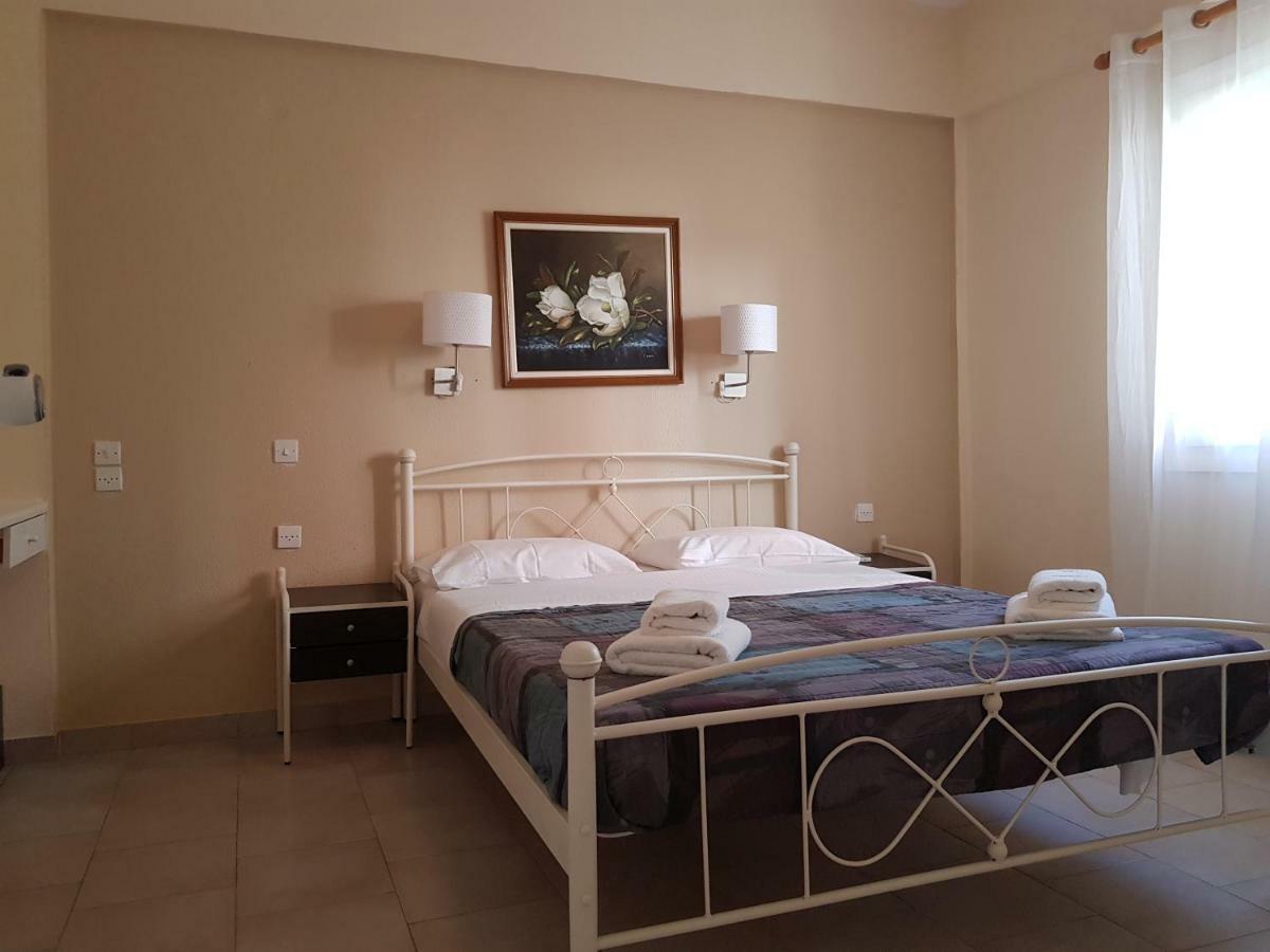 Corfu Glyfada Menigos Beach Apartments Екстер'єр фото