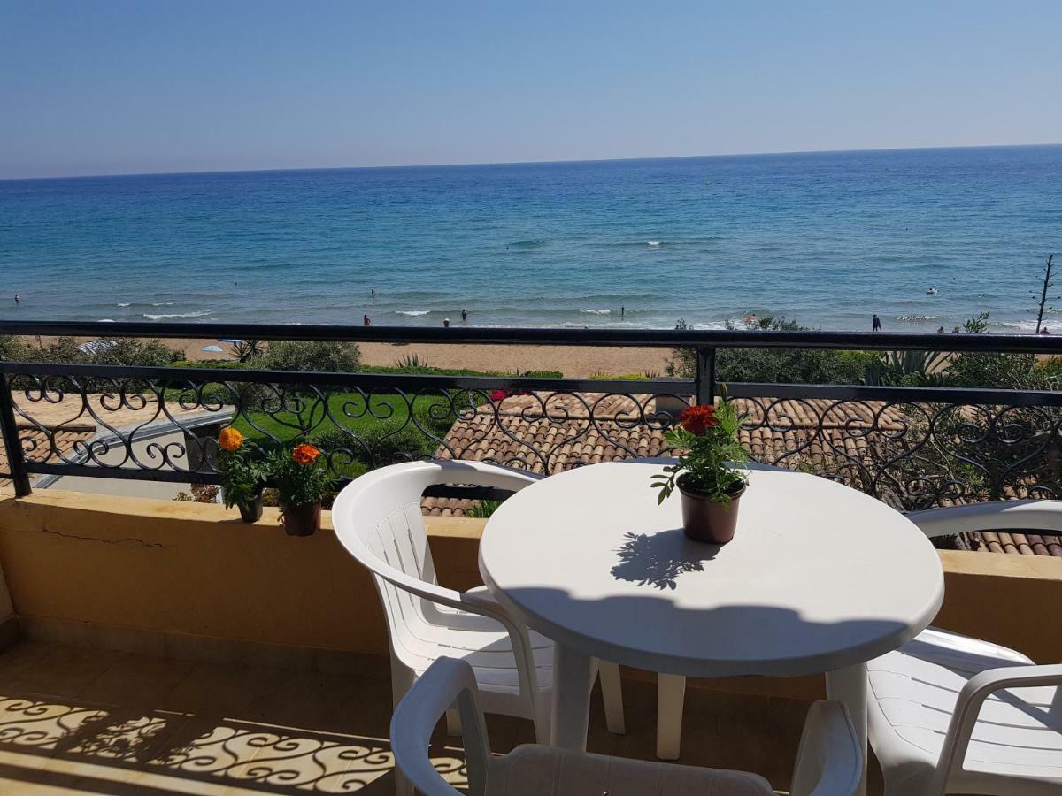 Corfu Glyfada Menigos Beach Apartments Екстер'єр фото
